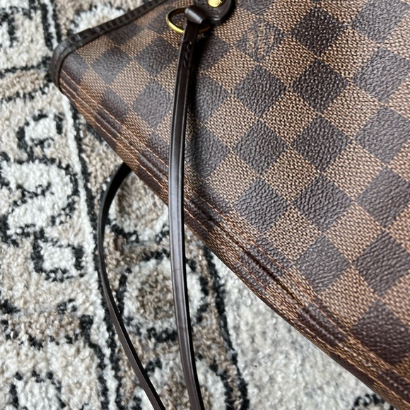 Louis Vuitton Neverfull Damier Ebene MM - Picture 6 of 12